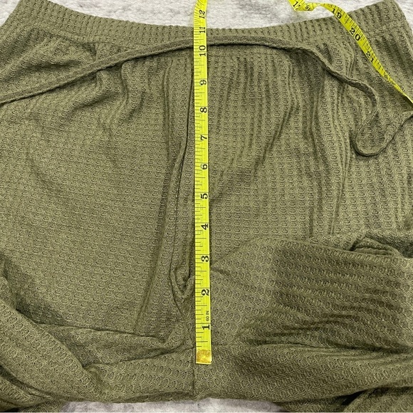 No Brand Green High Rise Waffle Knit Pants - Picture 7 of 8